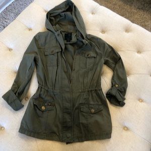 Great condition. Full tilt jacket at Tilley’s